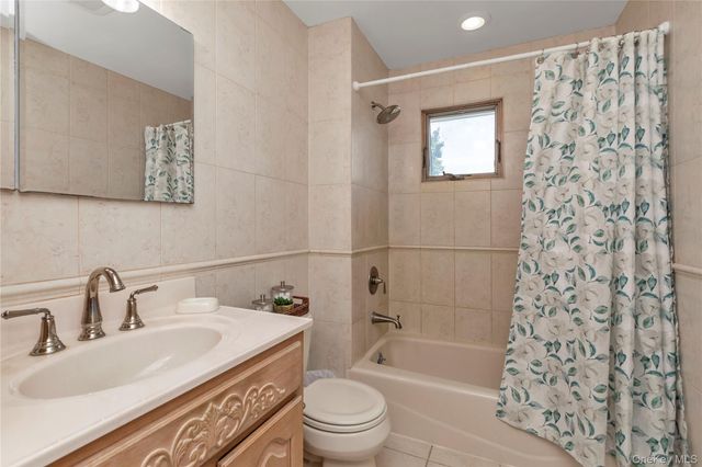 22 Spencer Avenue, Lynbrook, NY 11563