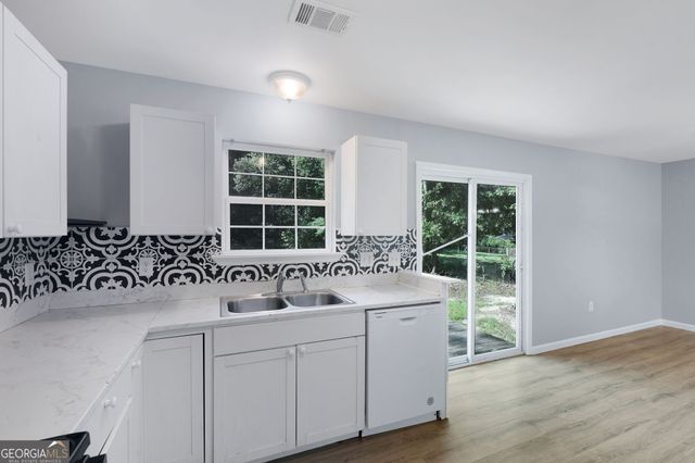 4216 W Oak Drive, Macon, GA 31210
