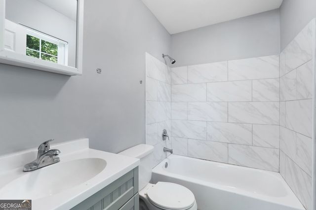 4216 W Oak Drive, Macon, GA 31210