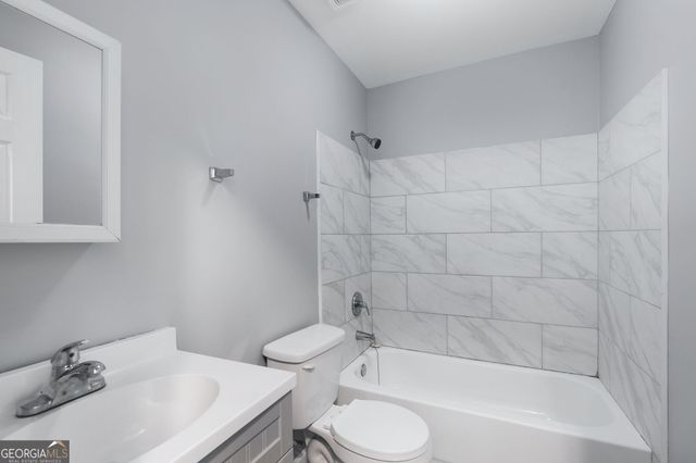 4216 W Oak Drive, Macon, GA 31210