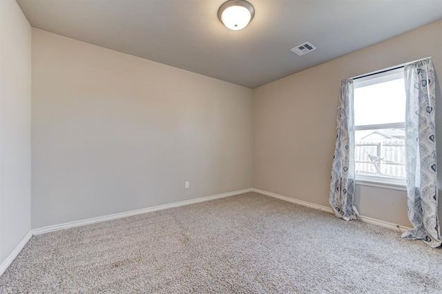 8813 Anaum Lane, Yukon, OK 73099