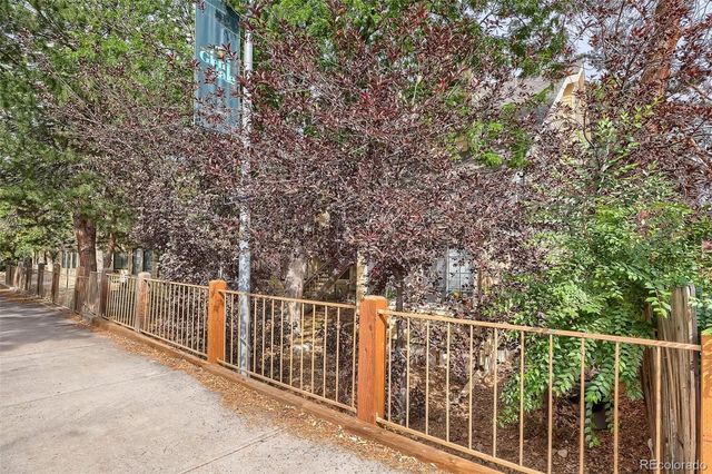980 S Dahlia Street A, Glendale, CO 80246