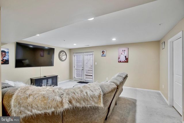 1221 LONG FARM LANE, Brunswick, MD 21716