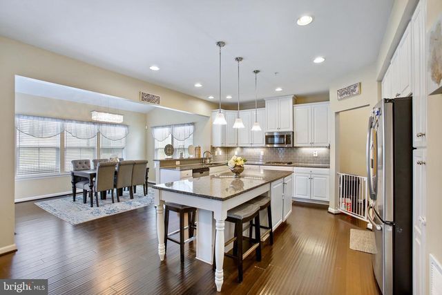 1221 LONG FARM LANE, Brunswick, MD 21716