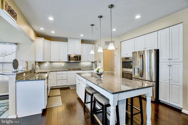 1221 LONG FARM LANE, Brunswick, MD 21716