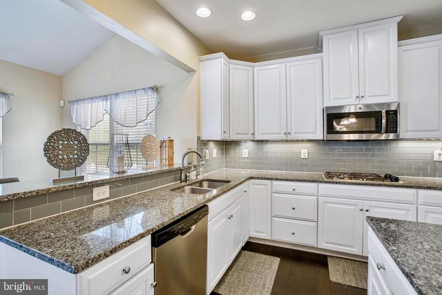1221 LONG FARM LANE, Brunswick, MD 21716