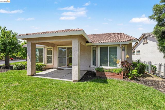 1312 Pearl Way, Brentwood, CA 94513