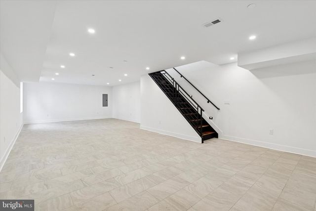 530 E BRINTON ST, Philadelphia, PA 19144