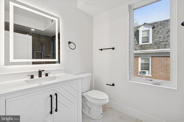 530 E BRINTON ST, Philadelphia, PA 19144