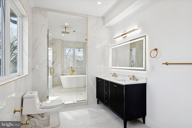 530 E BRINTON ST, Philadelphia, PA 19144