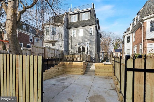 530 E BRINTON ST, Philadelphia, PA 19144