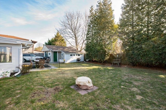 245 53rd Street, Lindenhurst, NY 11757