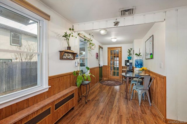 245 53rd Street, Lindenhurst, NY 11757