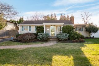 245 53rd Street, Lindenhurst, NY 11757