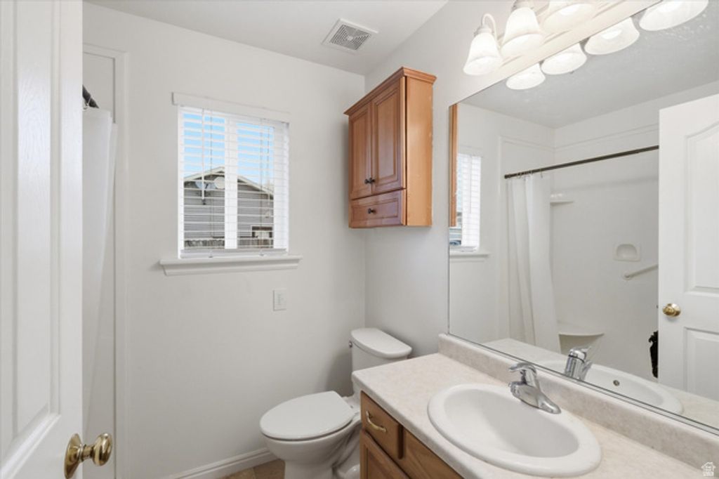 Image 15 of property listing at 3123 S 1565 W, Nibley, UT 84321