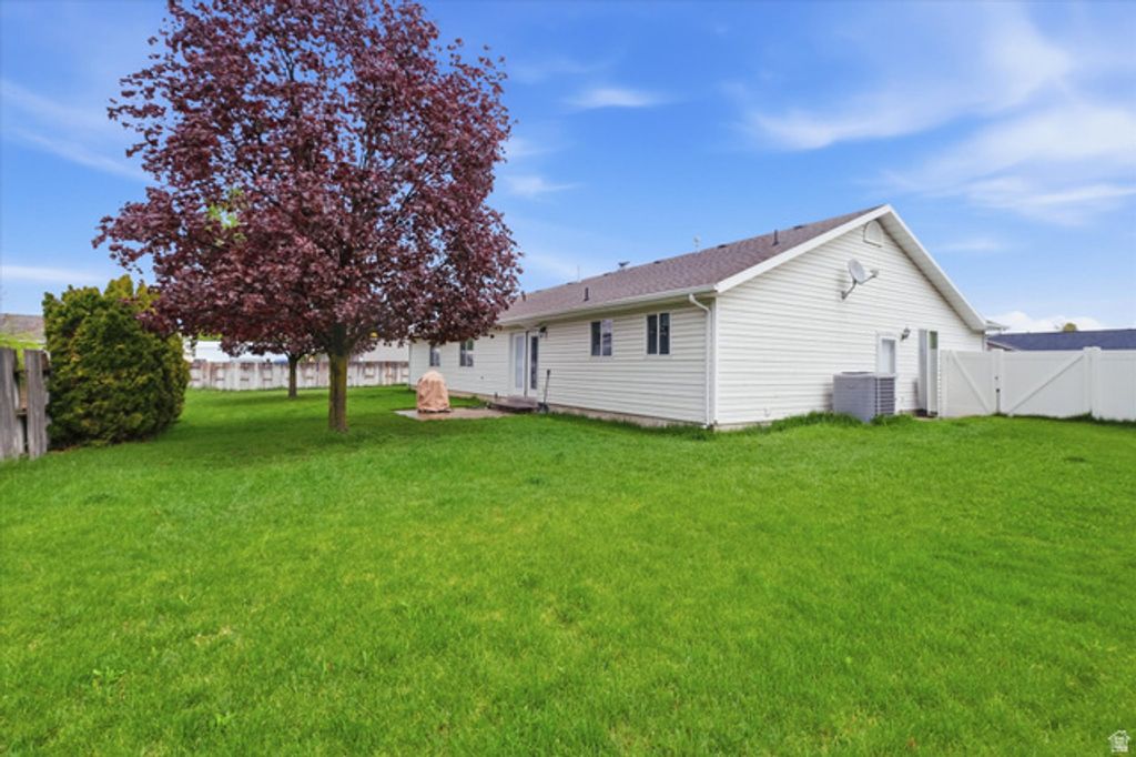 Image 19 of property listing at 3123 S 1565 W, Nibley, UT 84321