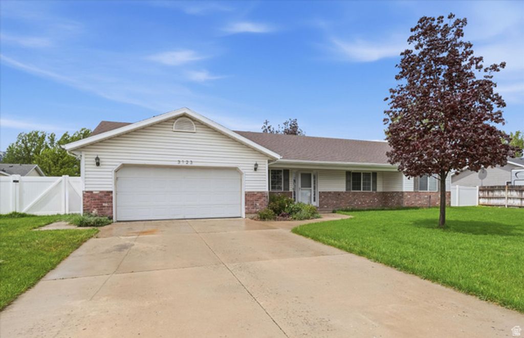 Image 3 of property listing at 3123 S 1565 W, Nibley, UT 84321
