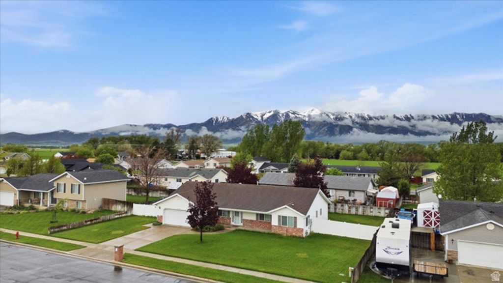 Image 24 of property listing at 3123 S 1565 W, Nibley, UT 84321