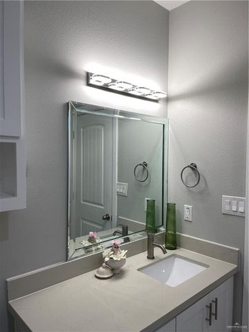 301 W St. Helena Avenue, Edinburg, TX 78541