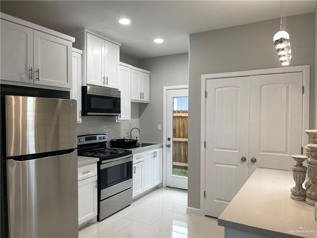 301 W St. Helena Avenue, Edinburg, TX 78541