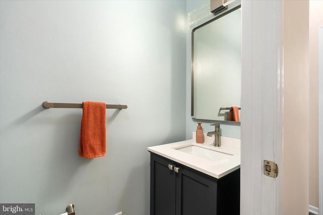 7 COUNTRY HOUSE WAY, Columbus, NJ 08022