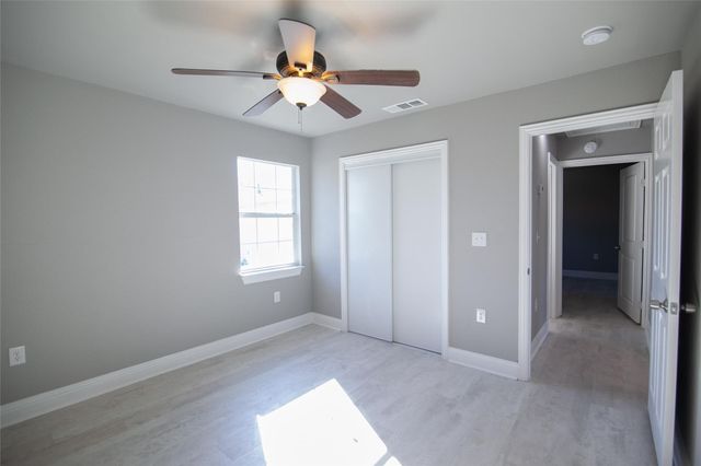 1606 Davis Boulevard, Garland, TX 75042