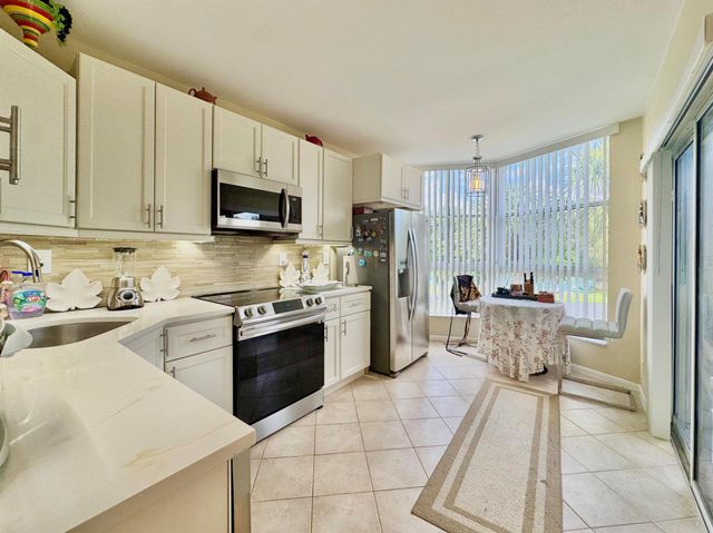 5910 Morningstar Circle 306, Delray Beach, FL 33484
