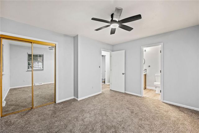 229 SE Westminister Road, Blue Springs, MO 64014