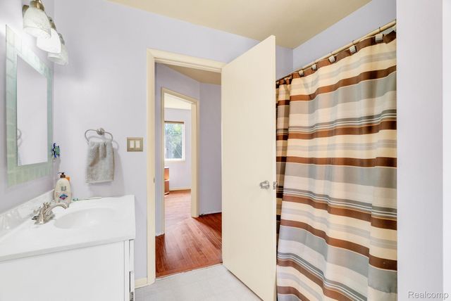 3852 Florman, Waterford Charter Township, MI 48329