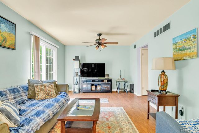 3852 Florman, Waterford Charter Township, MI 48329