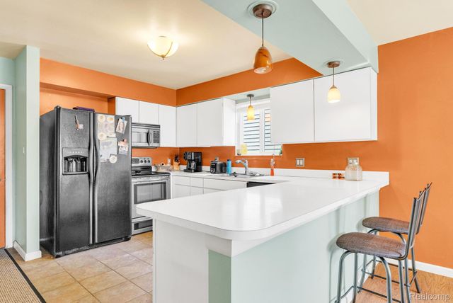3852 Florman, Waterford Charter Township, MI 48329