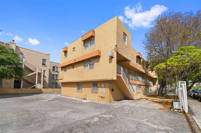 515 SW 3rd St 6, Miami, FL 33130