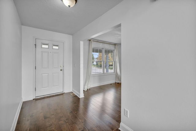 5475 Stevens Drive, Orient, OH 43146