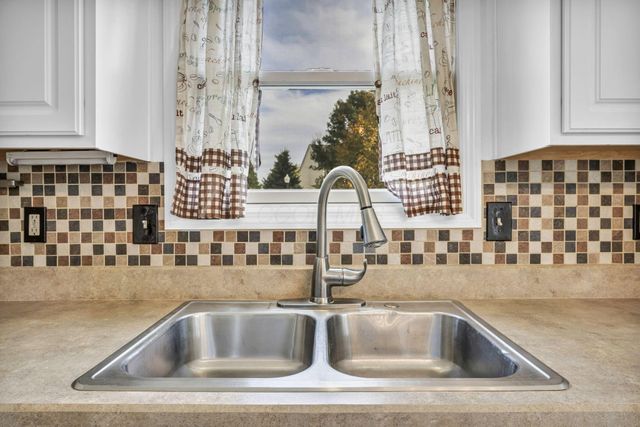 5475 Stevens Drive, Orient, OH 43146