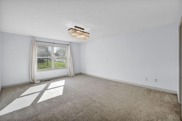 5475 Stevens Drive, Orient, OH 43146