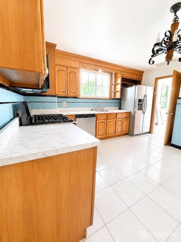 581 west side Avenue, Perth Amboy, NJ 08861