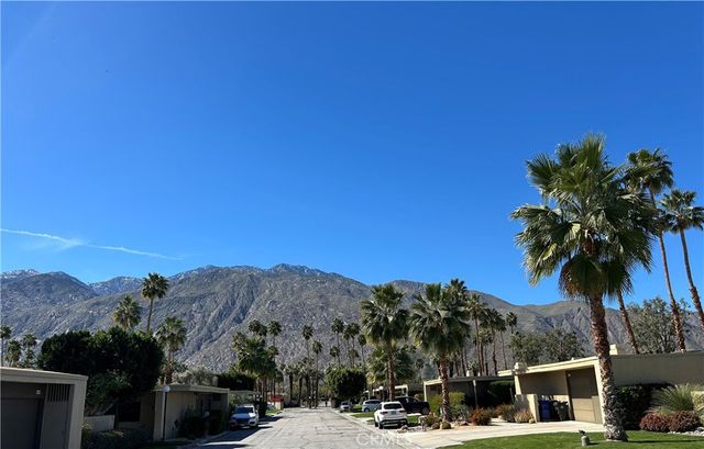 1435 N Tiffany N, Palm Springs, CA 92262