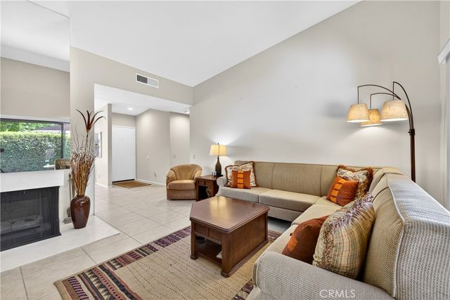 1435 N Tiffany N, Palm Springs, CA 92262
