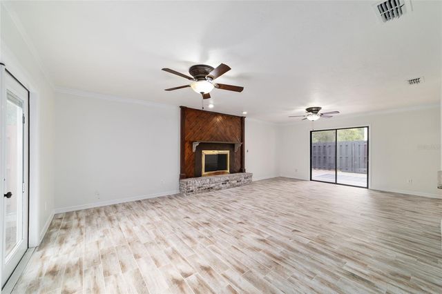 2140 NE 45TH AVENUE 2140, Ocala, FL 34470