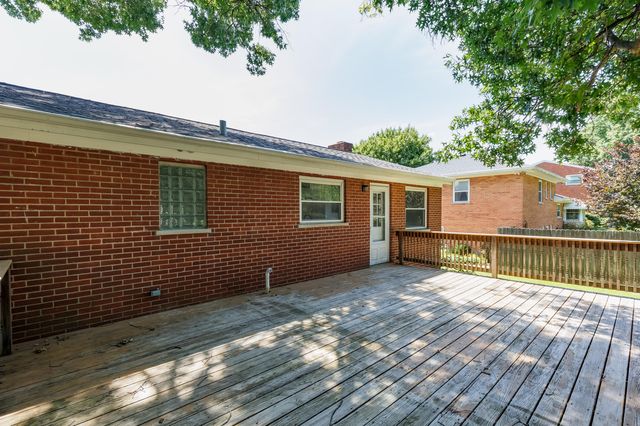 30 Bustetter Drive, Florence, KY 41042