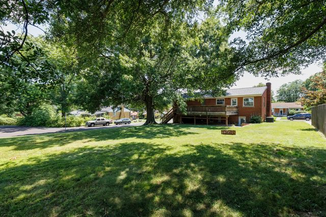 30 Bustetter Drive, Florence, KY 41042
