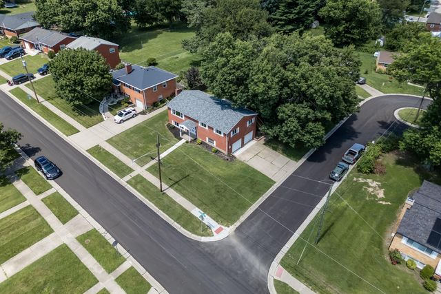 30 Bustetter Drive, Florence, KY 41042