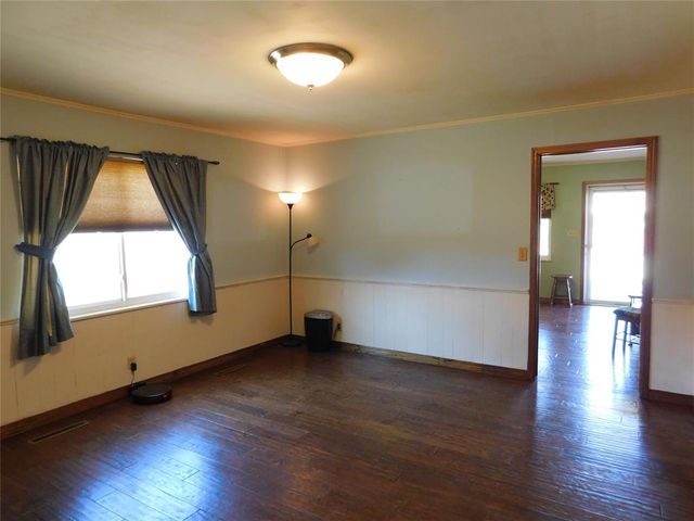 1817 W Mansur Avenue, Guthrie, OK 73044