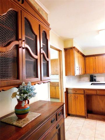 1817 W Mansur Avenue, Guthrie, OK 73044