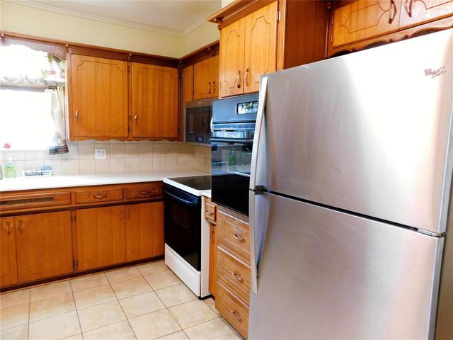 1817 W Mansur Avenue, Guthrie, OK 73044