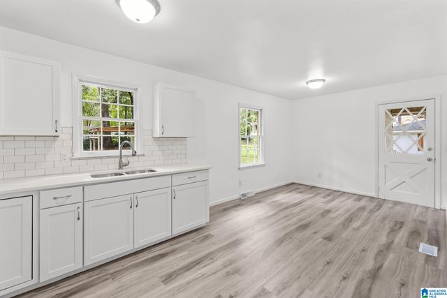 1014 3RD AVENUE NW, Alabaster, AL 35007