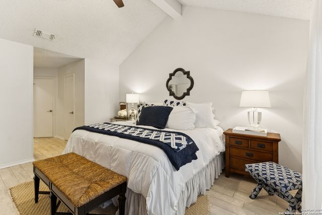 17230 Beacon Woods Unit 1402, San Antonio, TX 78248