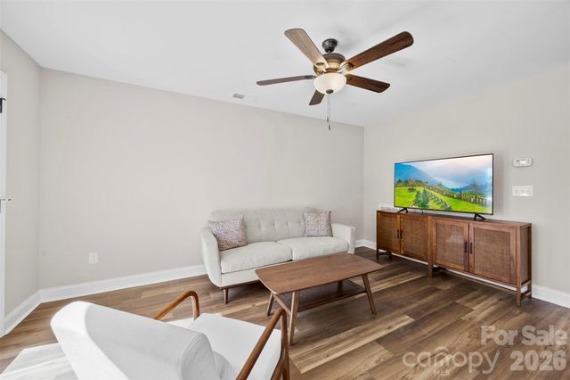 125 Lowrance Avenue, Kannapolis, NC 28081