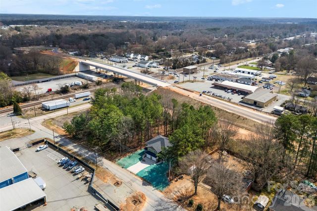 125 Lowrance Avenue, Kannapolis, NC 28081