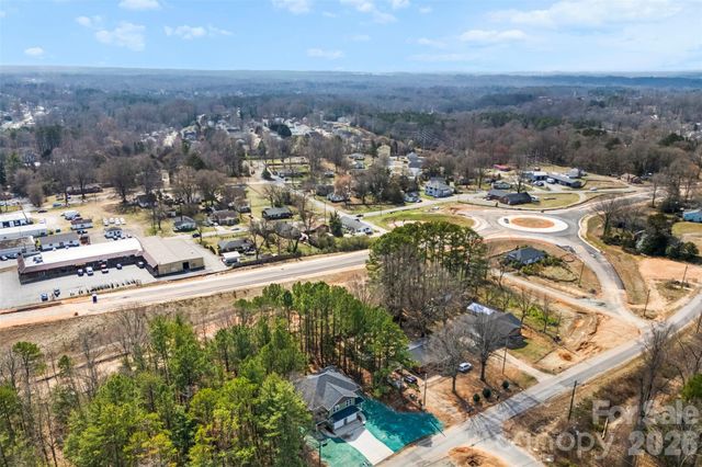 125 Lowrance Avenue, Kannapolis, NC 28081